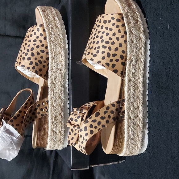 Queen George Trooper Leopard Platform Sandals "Various Sizes" - Picture 4 of 6